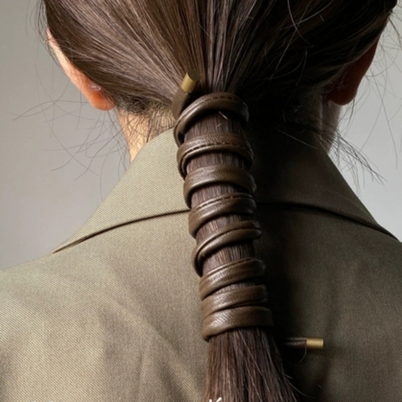 NEW! Hair Accessories - Picture 2 of 6